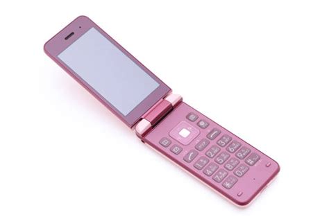 pink flip phone 2000s - Lucius Hough