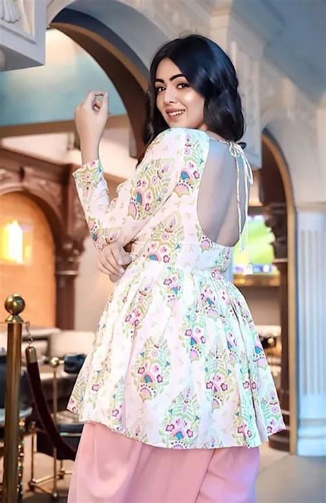 Hot Photos Of Shafaq Naaz Actress Ullu App S The Last Show And