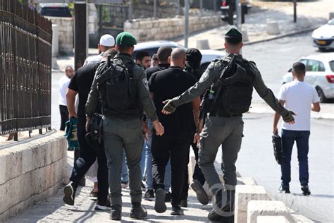 Israel Tutup Komplek Masjid Al Aqsa Foto Tribunnews