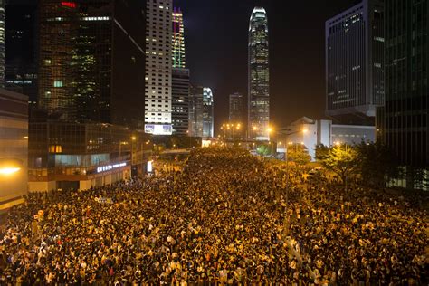 Clashes Continue Between Protesters and Police in Hong Kong - ABC News