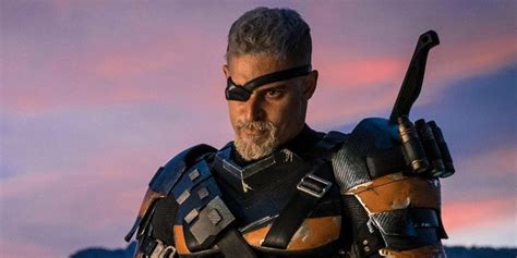 First Official Look At Joe Manganiello As Dcs Deathstroke Big Gay