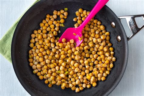 Black Roasted Chickpeas