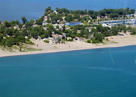 The 5 Ontario Beaches You Need to Visit This Summer – Bather.com