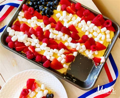 Make This Amazing Patriotic Fruit Pizza Mom Does Reviews