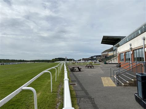 Exeter Racecourse (Exeter, England) - Sports Tourist