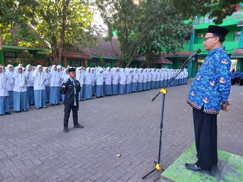 Apel Pembukaan Kbm Tahun Ajaran Baru Man Nganjuk