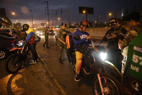 Megaoperativo Policial En El Cc De Chacarilla Galer A Fotogr Fica