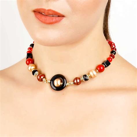 Collier Yara Cercle Noir Et Corail Habiba Jewellery