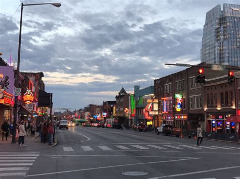 roadtripping from Atlanta to Nashville with a Pennsylvanian - Dadcation