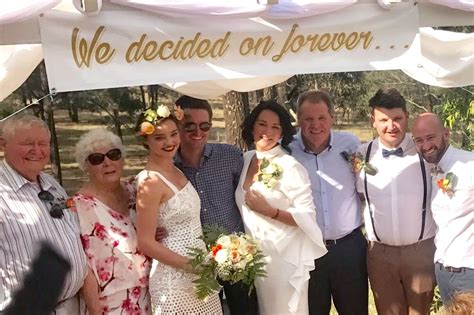 Miranda Kerr Wears White To A Wedding! (GASP!) - Daily Candid News