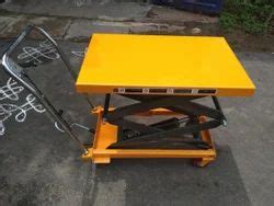 Mild Steel Hydraulic Lifting Table At Rs In Kolkata Id