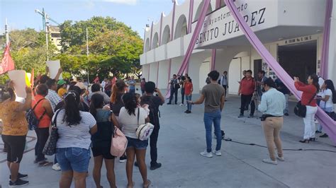 Protestan Vecinos De Colonias Irregulares Y Antorchistas En Canc N