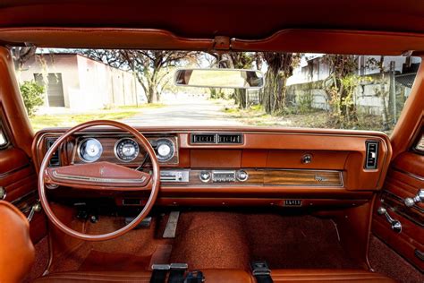 American Muscles Episode Oldsmobile Vista Cruiser Auto Class