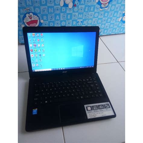 Jual Laptop Acer One Z Slim Core I Ram Gb Hdd Gb Indonesia