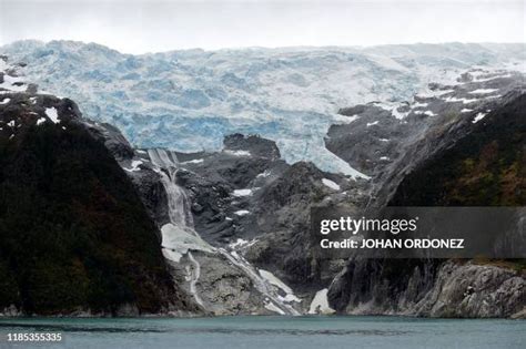 Magallanes And Chilean Antarctica Region Photos And Premium High Res