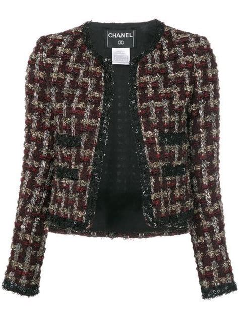 Shop Chanel Vintage cropped tweed jacket. | Mode intemporelle ...