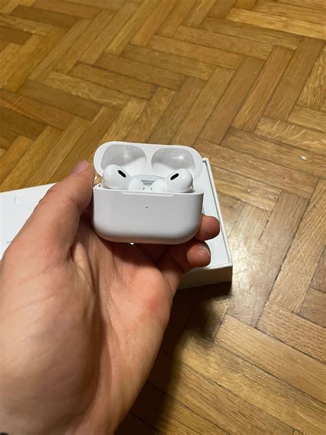 Apple Airpods Pro A Generazione Con Custodia Di Ricarica Senza Fili