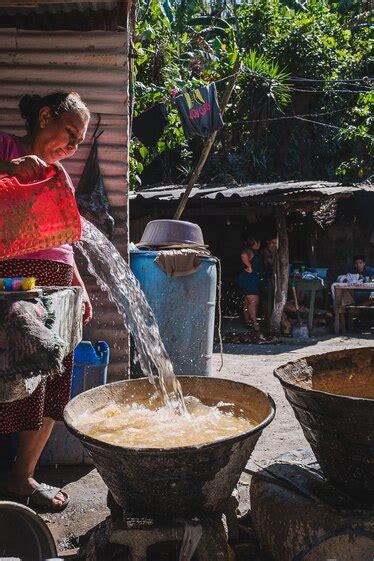 An Unlikely Band Of Water Defenders Fights Chronic Shortages In El Salvador