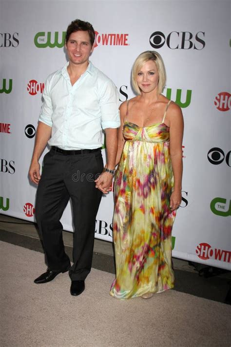 Jennie Garth,Peter Facinelli Editorial Stock Photo - Image of garth, huntington: 26042273