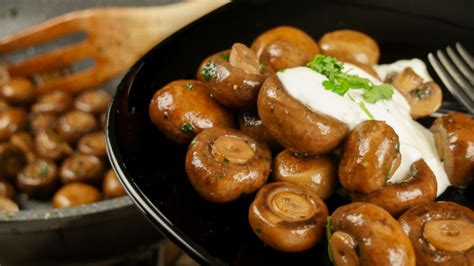 Champignonpfanne Mit Knoblauchso E Wie Vom Weihnachtsmarkt Kochkino De