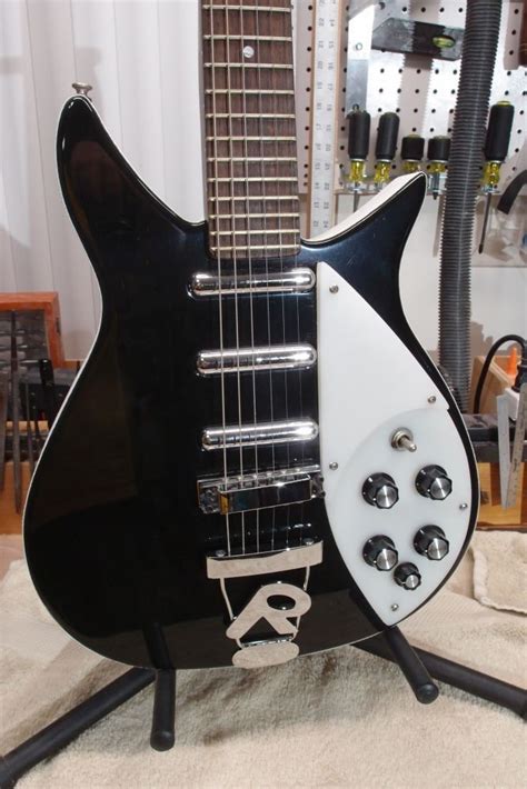 Rickenbacker 325 Guitar 33 Luthiery Laboratories