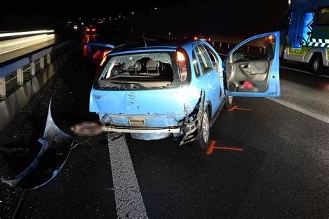 Rheineck Selbstunfall Mit Folgekollision Auf Autobahn Sg Ch