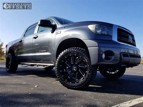 2010 Toyota Tundra With 20x10 19 Hostile Stryker And 33125r20 Atturo Trail Blade Xt And