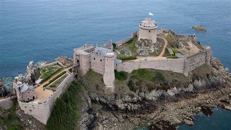 Photo aérienne de Fort la Latte Côtes d Armor 22 Paysage france