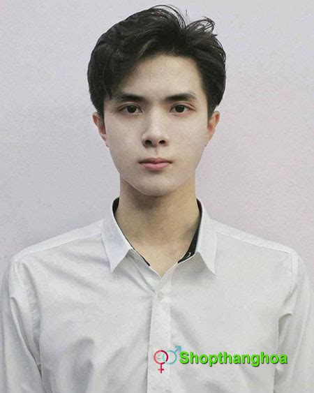 Hình ảnh trai đẹp hot boy khiến nhiều chị em xao xuyến