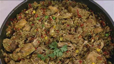 Nuestros Chefs De Delicioso Te Enseñan A Preparar Arroz Con Pollo Al