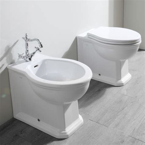 Wc Senza Brida Filo Muro Bagno Classico Impero Olympia Ceramica