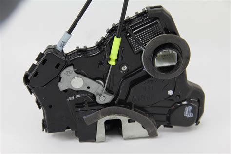 Toyota Camry Power Door Lock Actuator Front Right Side