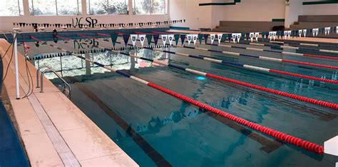 2 piscinas en La Molina para tomar clases de natación Aquaxtreme