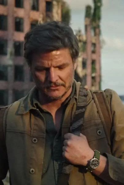 Esta Es La Mochila De Pedro Pascal Que Puedes Comprar Por Menos De