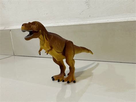 Dinosaurs Takara Tomy Tyrannosaurus Rex Hobbies And Toys Toys And Games On Carousell