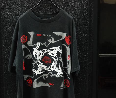 QLOZET NEWS RED HOT CHILI PEPPERS BLOOD SUGAR SEX MAGIK T SHIRT