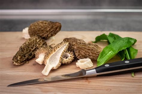 L Astuce De Cyril Lignac Pour Nettoyer Facilement Les Morilles En Un