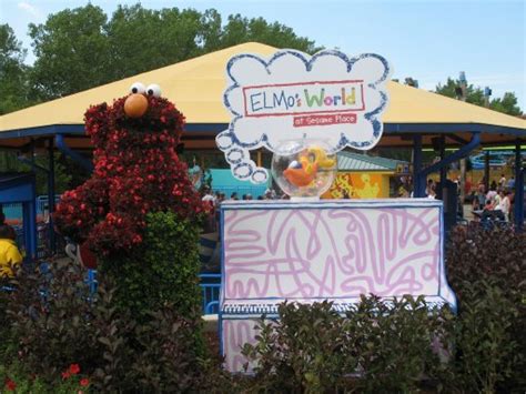 Elmo's World (Sesame Place) - Muppet Wiki