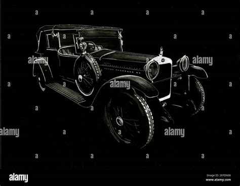 vintage car, classic oldtimer, manual pencil drawing Stock Photo - Alamy