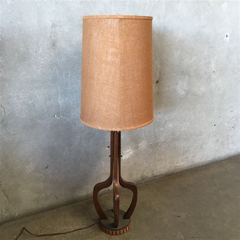 Mid Century Modern Walnut Table Lamp With Shade