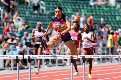 La sensación del atletismo Sydney McLaughlin Revista Suples