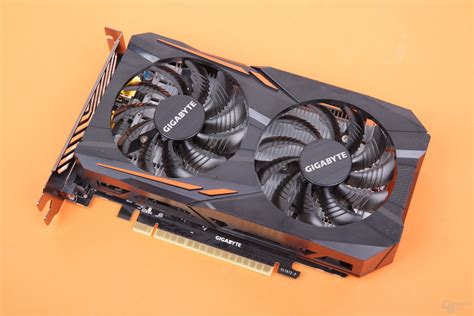 Gigabyte Geforce Gtx 1050 Windforce 3 Gb Im Test Computerbase