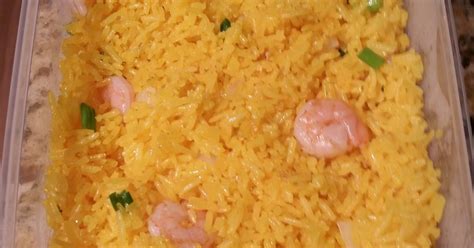 Yellow Chinese Fried Rice Recipe by Danny Boy Clavell - Cookpad