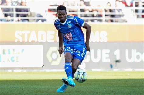 Mercato Rc Strasbourg Officiel Le Rcsa Perd Un Grand Buteur Foot Sur