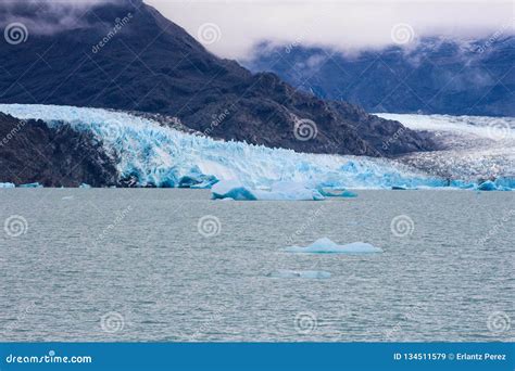 Upsala Lodowiec Przy Argentino Jeziorem Los Glaciares Park Narodowy