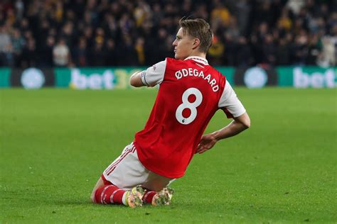 Arsenal Wolves Match Report Martin Degaard Brace Sends Gunners