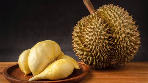 Durian Memiliki Aroma Yang Menyengat Ini 5 Efek Sampingnya Jika