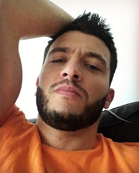 On dit toujours que ça se voit quand un mec est gay ça se voit moi GayThreads