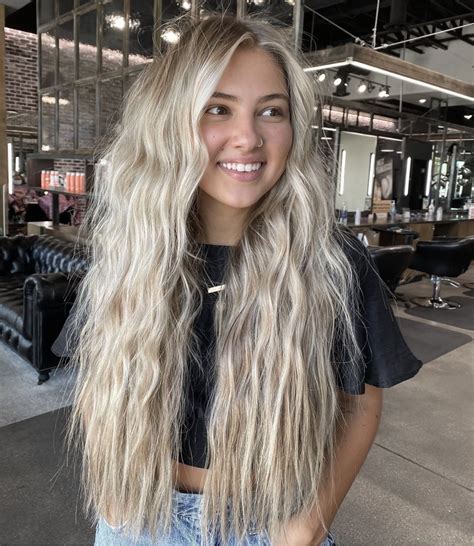 Cool Blonde Hair Colour Beige Blonde Hair Light Hair Color Healthy