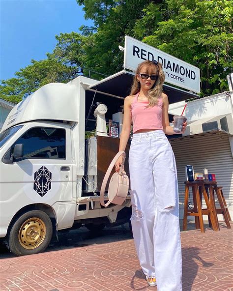 Xu H Ng Qu N Jeans Hot Nh T H N Y N Ng Mu N C Khen N M C Sang X N Trendy Th N N Update